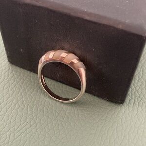 Sterling Silver Ring 🩶 Size 7